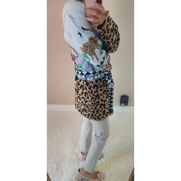 Hayley Menzies Leopard Print Women's Cardigan Sweater size small excellent cond. - Picture 4 of 13
